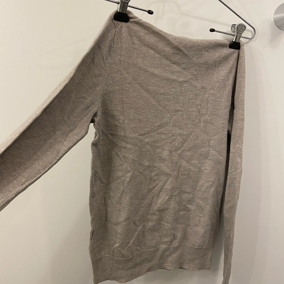 Aritzia Merino Wool and Cotton Turtle neck - Picture 2 of 2